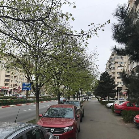 Adrian Home Libra Ploieşti Exteriör bild